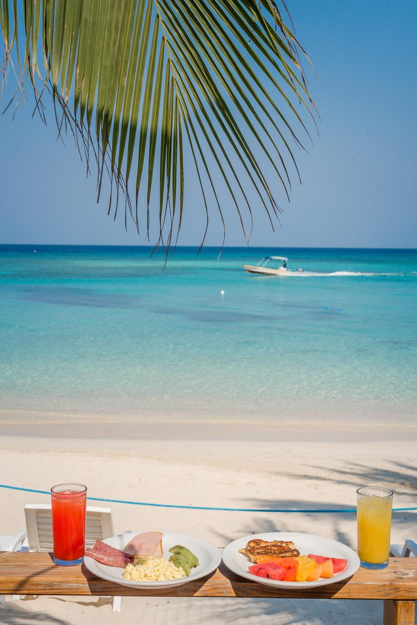 Paradise Beach Hotel & Resort ويست باي المظهر الخارجي الصورة